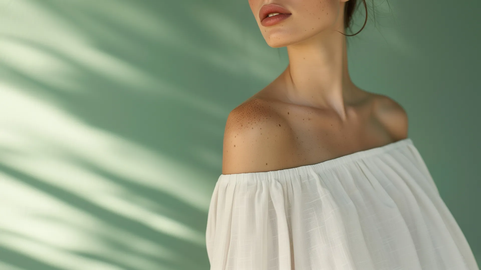 Массаж шеи и плеч